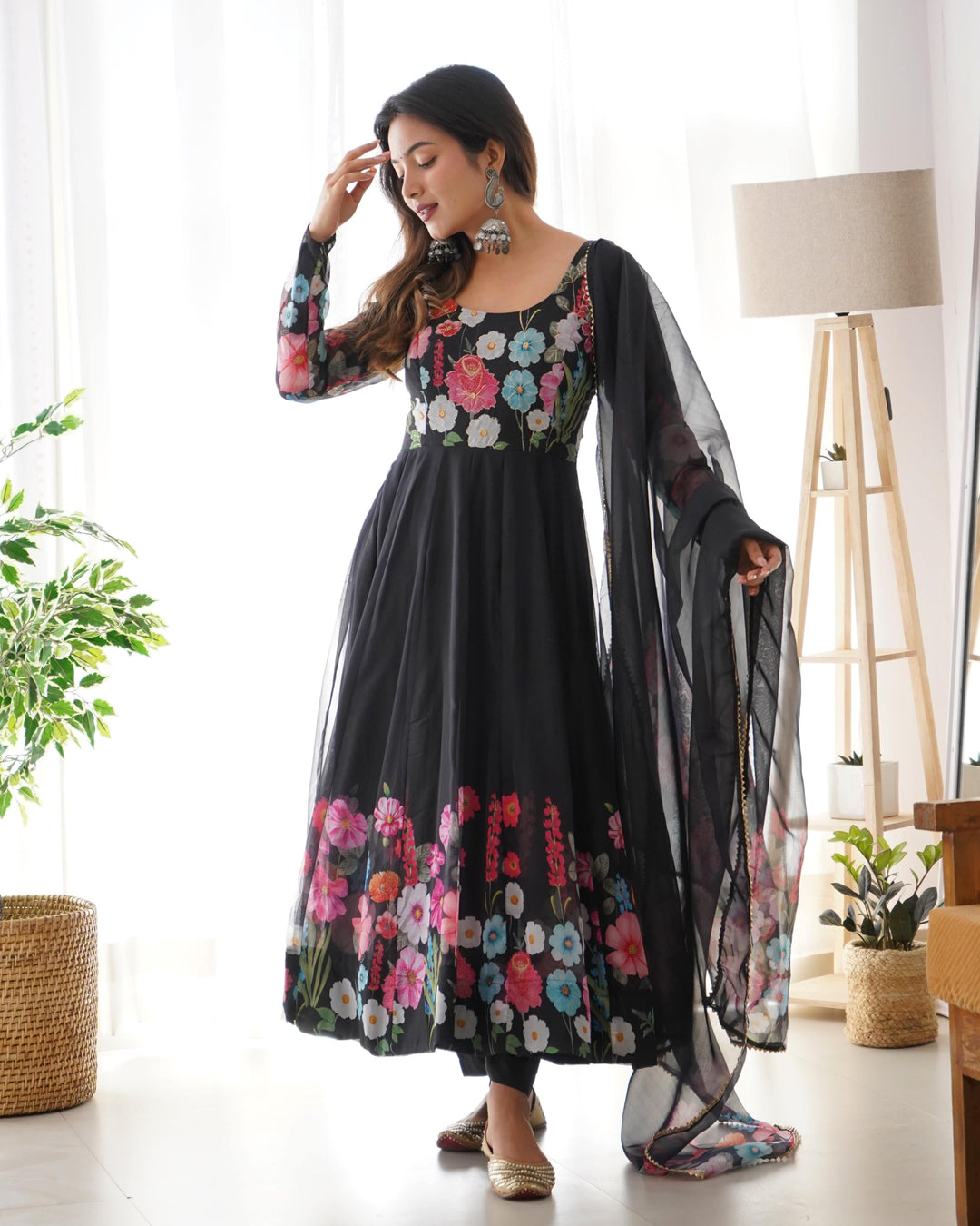 Timeless Floral Printed Organza Anarkali Suit Set – Perfect for the Festive and Wedding Season