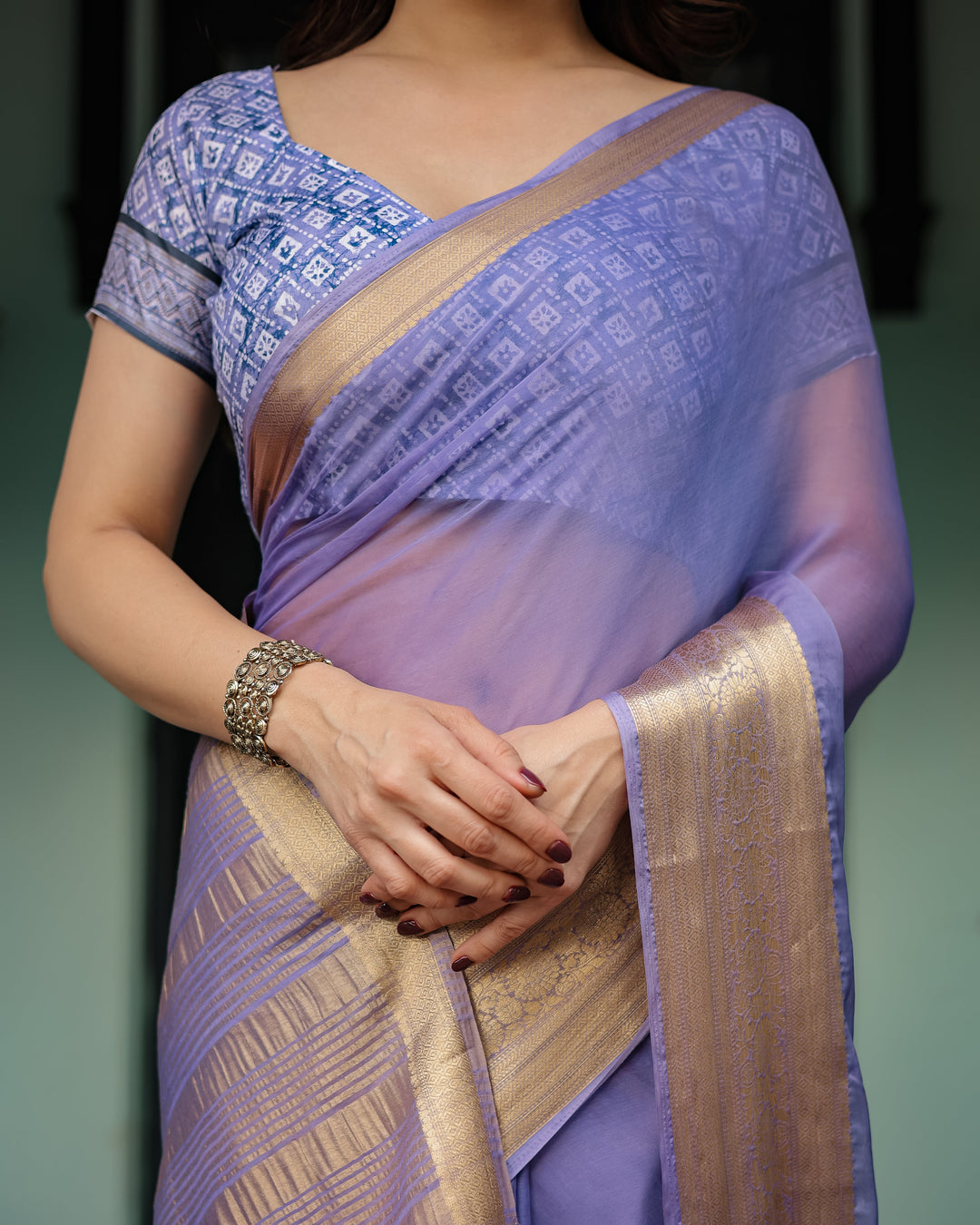 Lavender Plain Chiffon Saree with Gold Zari Border, Geometric Printed Blouse & Tassel Detailing