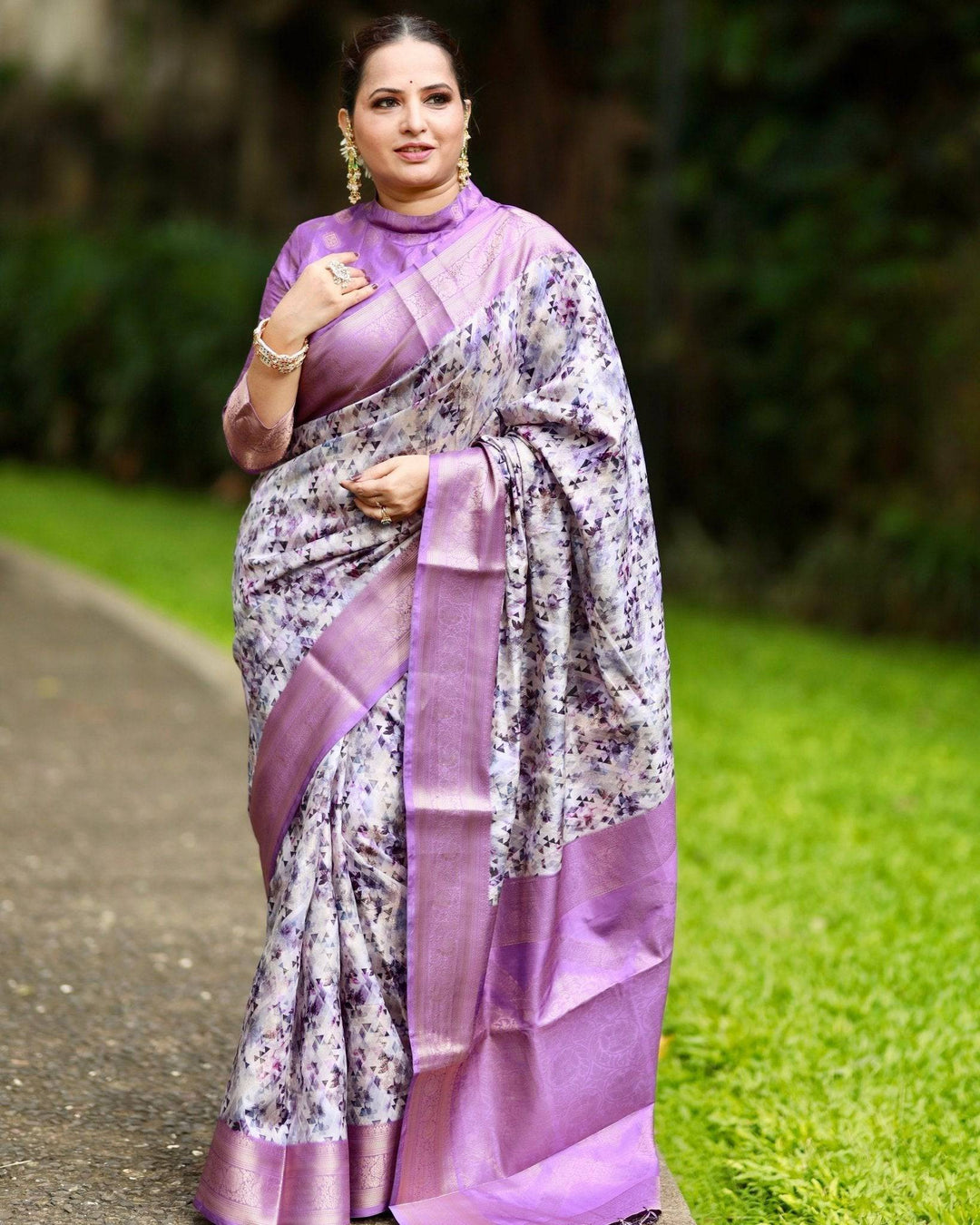 Lavender Banarasi Silk Saree with Delicate Floral Prints and Lustrous Zari Borders